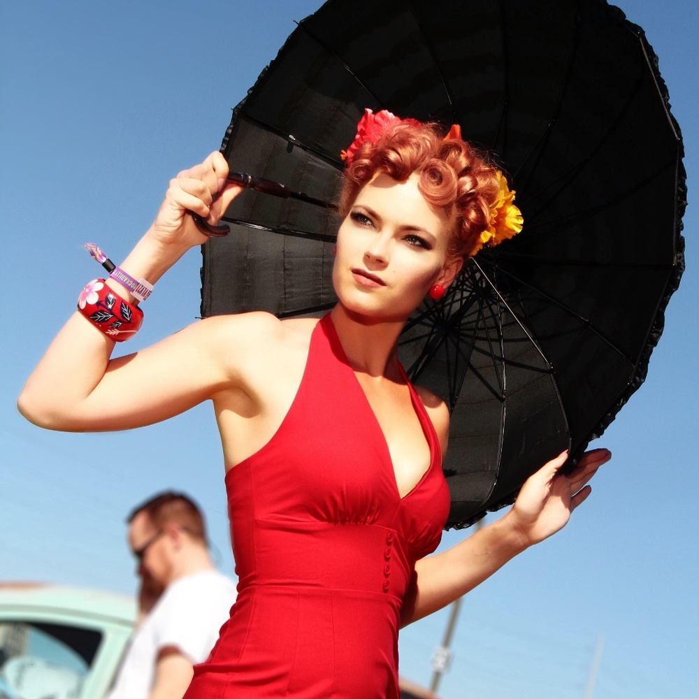 Meet your Posher, Roxi - Picture 3 of 4
